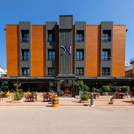 Hotel Der 4*